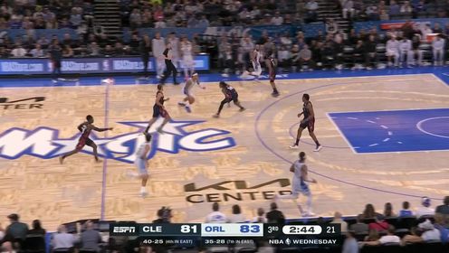 马克西：以前和布朗关系没那么好 现在成为队友了我们磨合很顺利